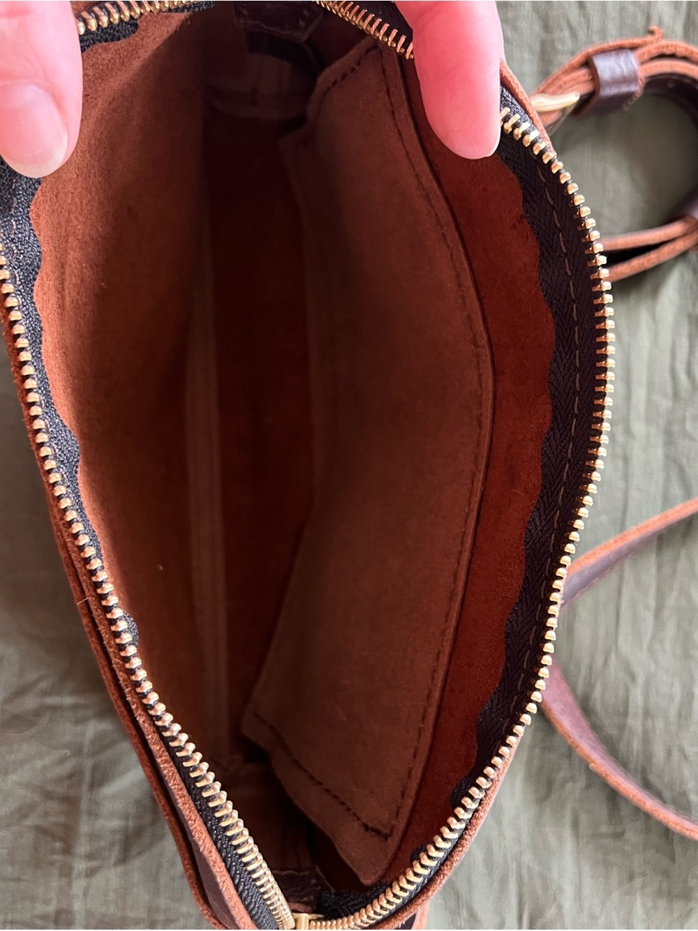 Portland Leather Dark Brown Crossbody Bag with Brass Hardware - Picture 6 of 8